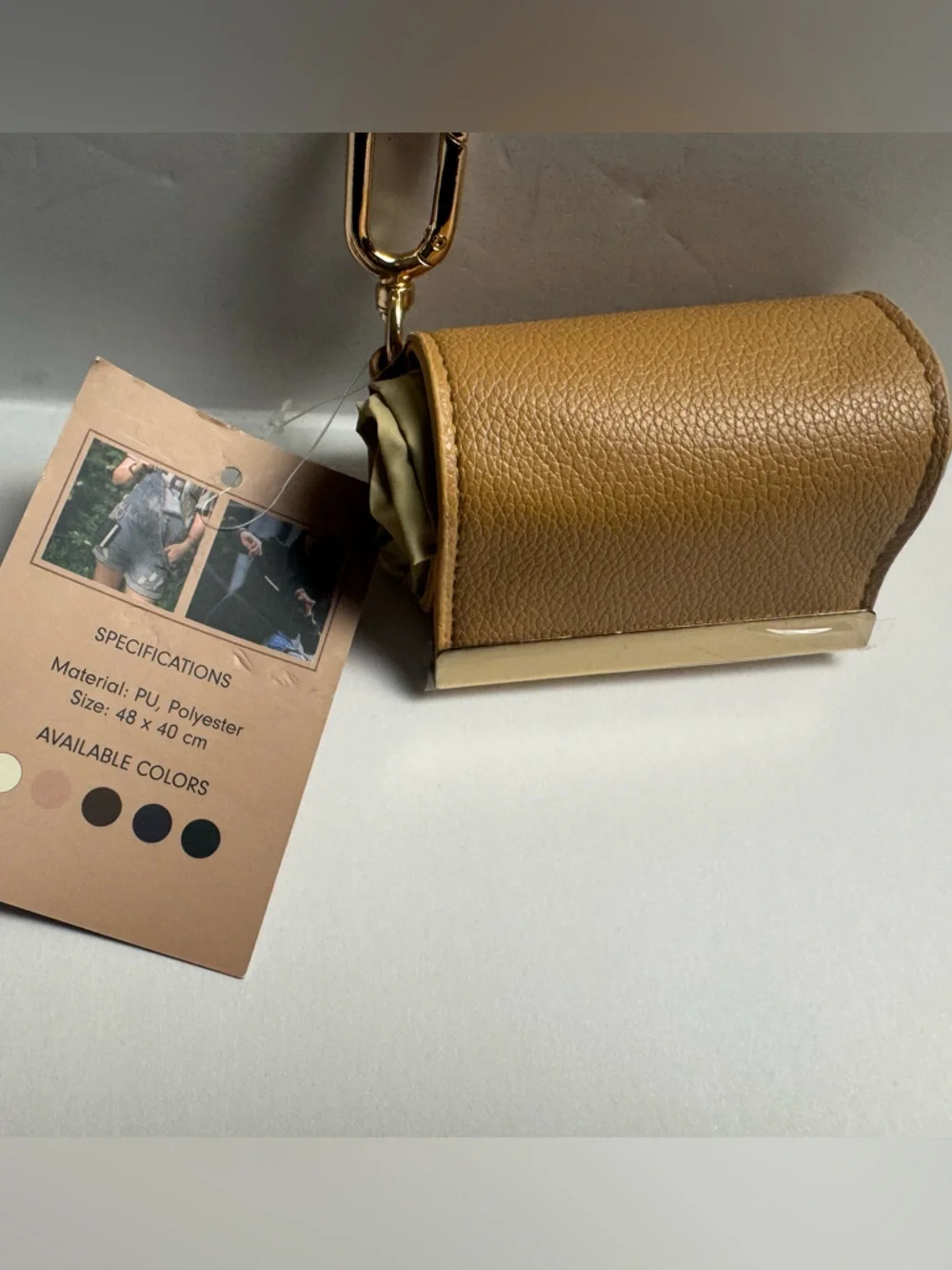 A foldable tote bag charm with carabiner clasp for easy use of reusable bag. - Picture 5 of 7